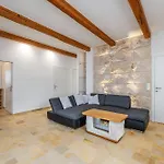 Hoechstein - Stone & Light - By Mynests * Schladming