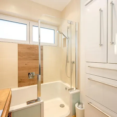 Hoechstein - Stone & Light - By Mynests Schladming