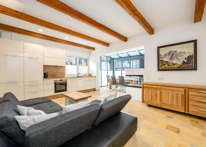 Hoechstein - Stone & Light - By Mynests Apartman Schladming